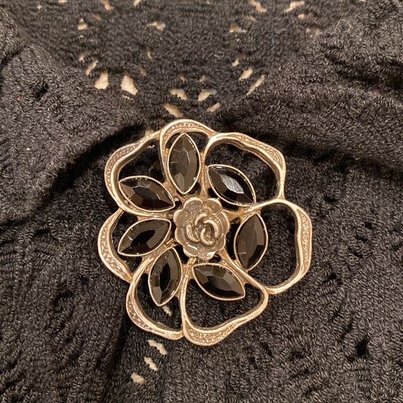 NWT.  Tequila Solo Aigle Soft Black Open Knit Sweater with Flower Pin 4 closure - Picture 14 of 14